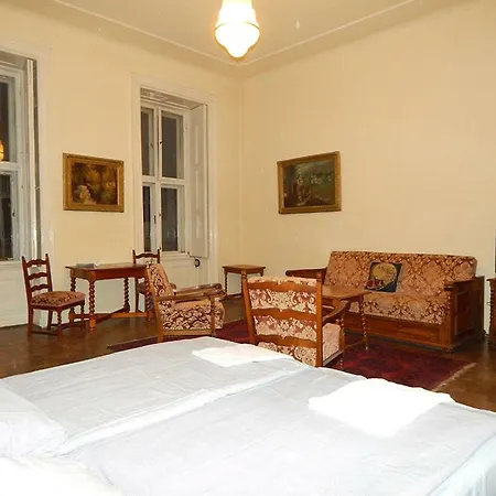 Center *